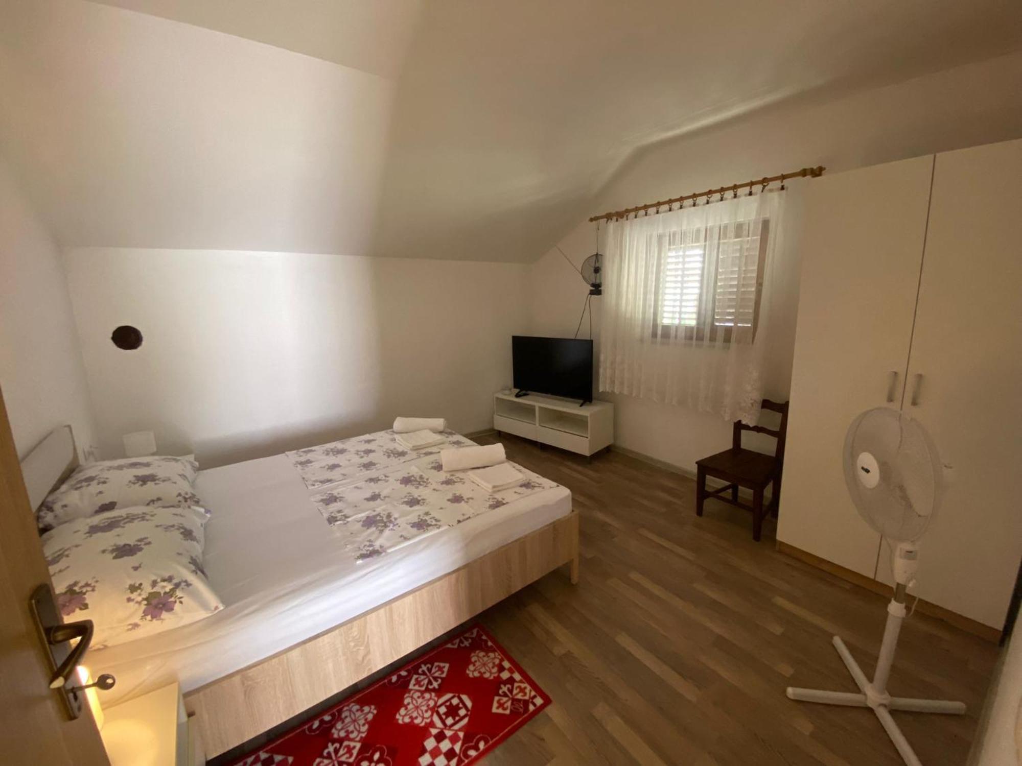 Apartmani Anka Gornji Karin Dış mekan fotoğraf